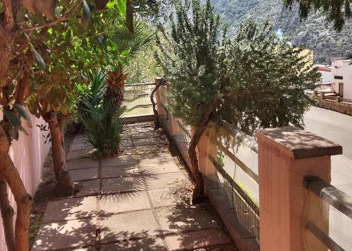 Apartman Casa Rosa I.u.n Q9637 Buggerru